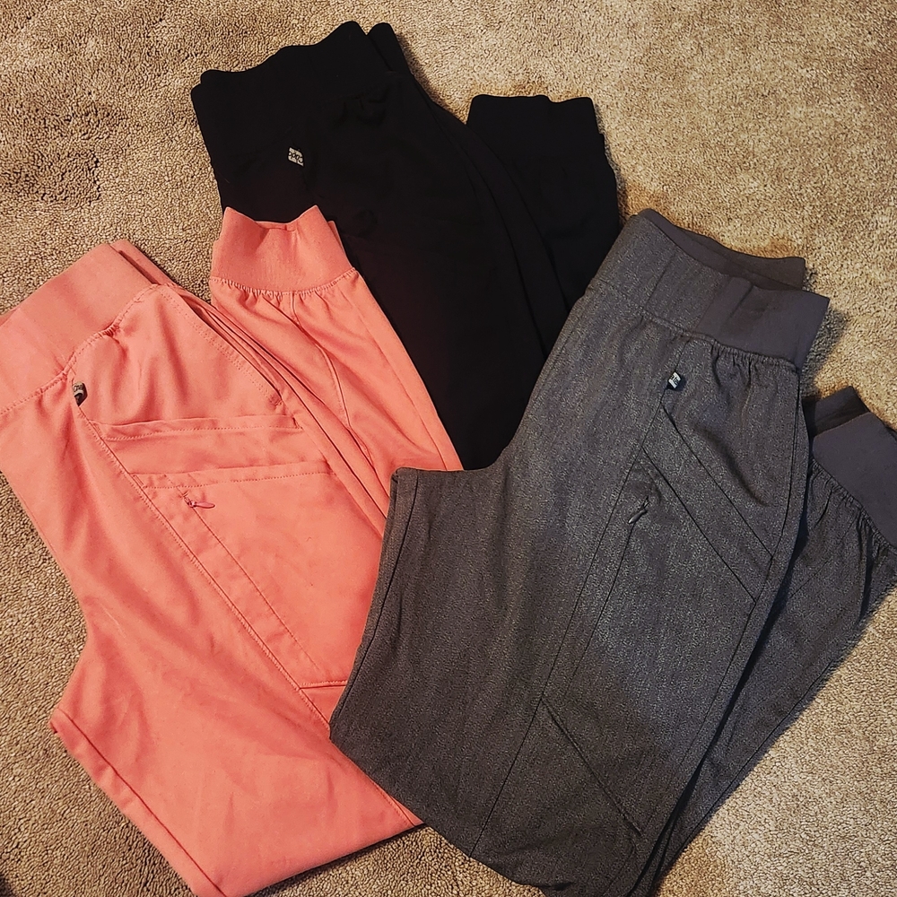 Stylish Women's Black and Gray Pants Set
